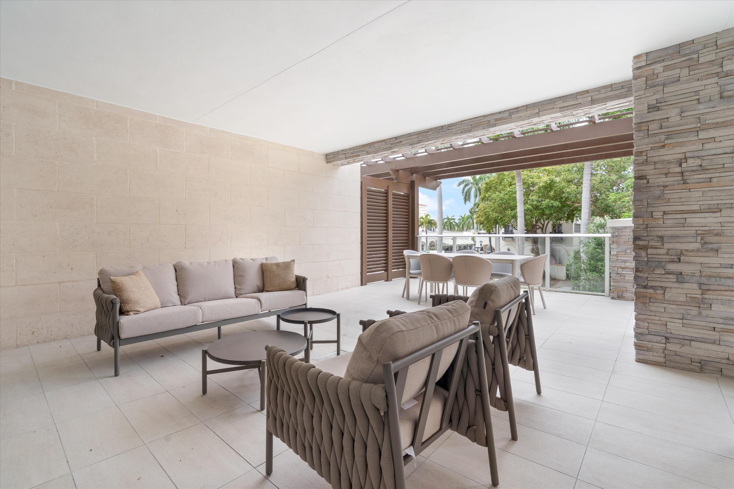 220 SE Mizner Boulevard 209