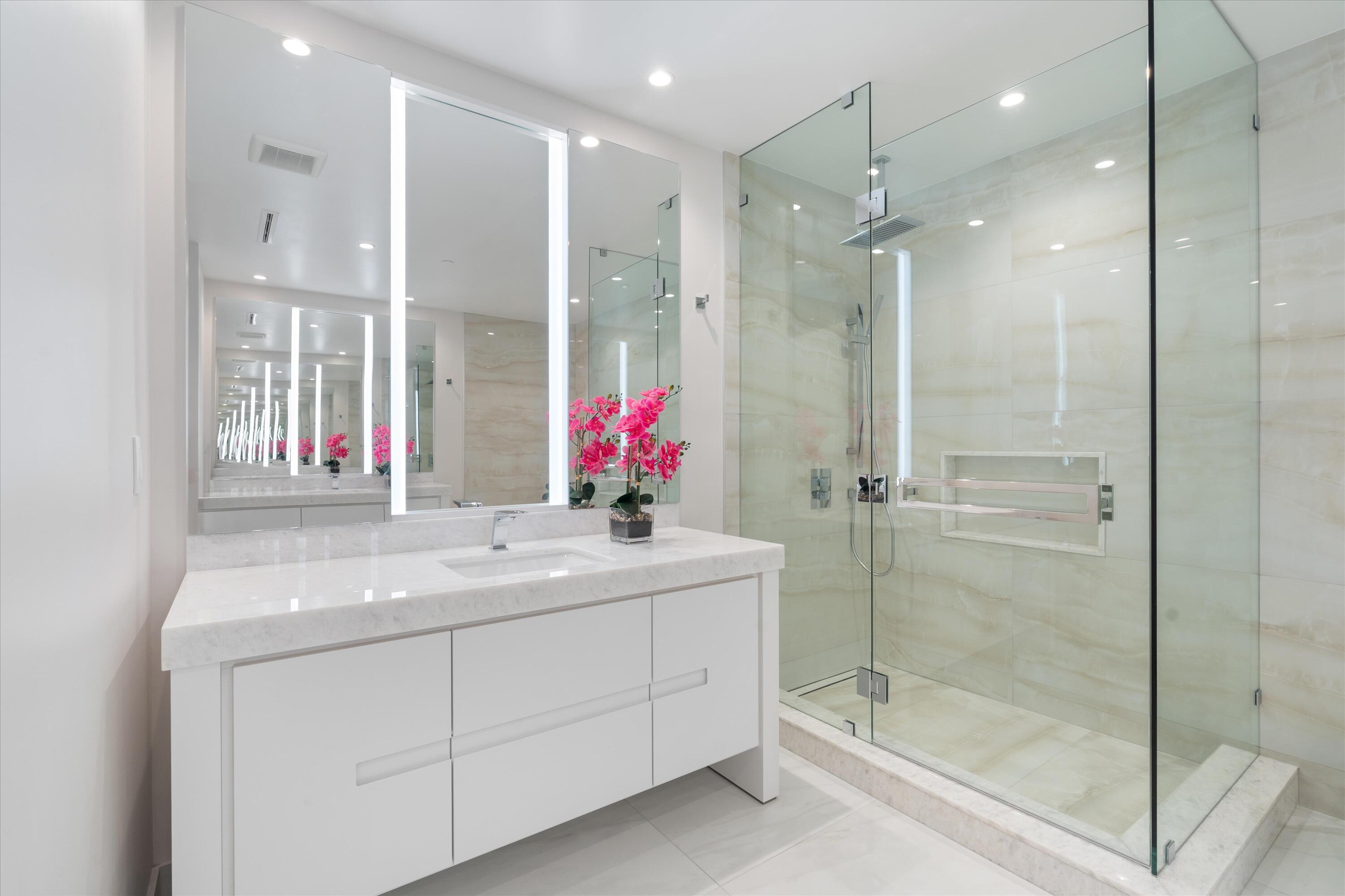 220 SE Mizner Boulevard 209