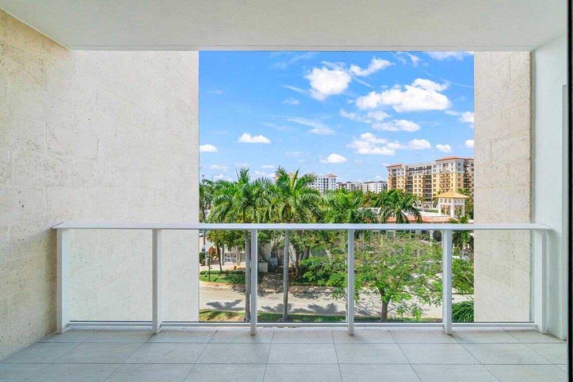 220 SE Mizner Boulevard 509