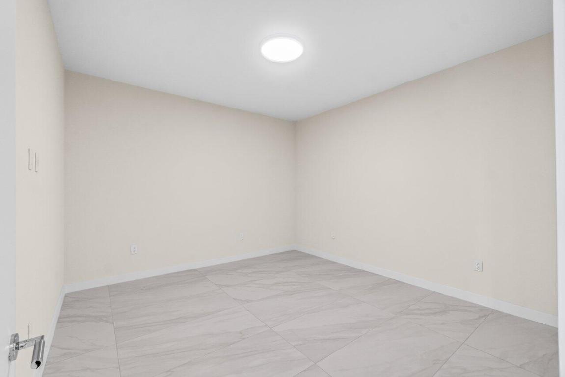 220 SE Mizner Boulevard 509