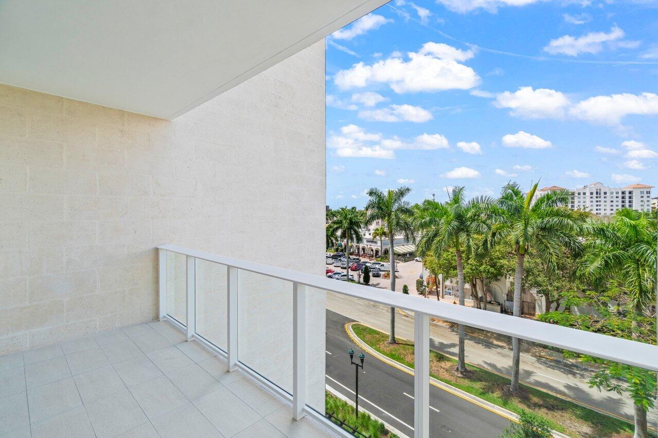 220 SE Mizner Boulevard 509