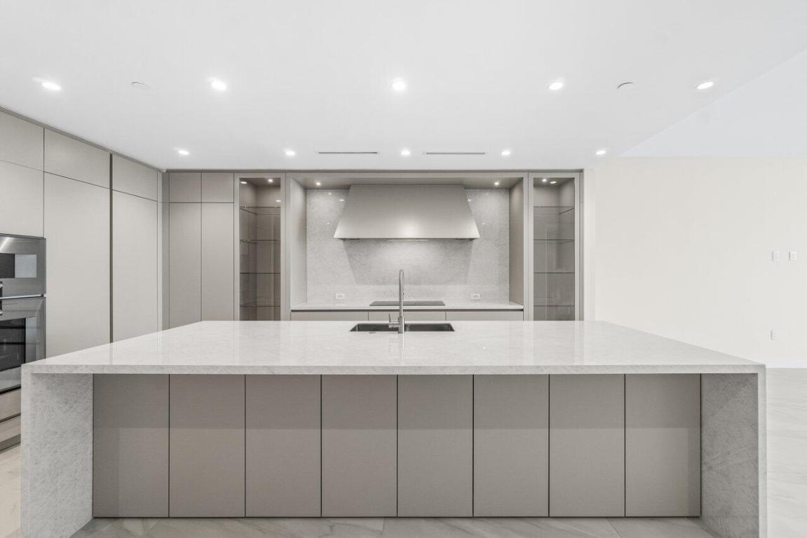 220 SE Mizner Boulevard 509