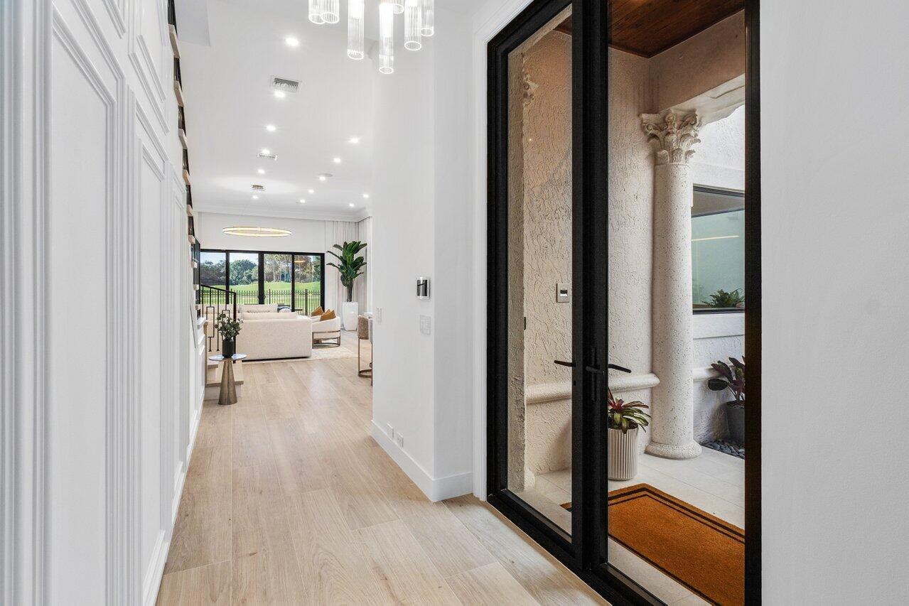 320 E Royal Palm Road