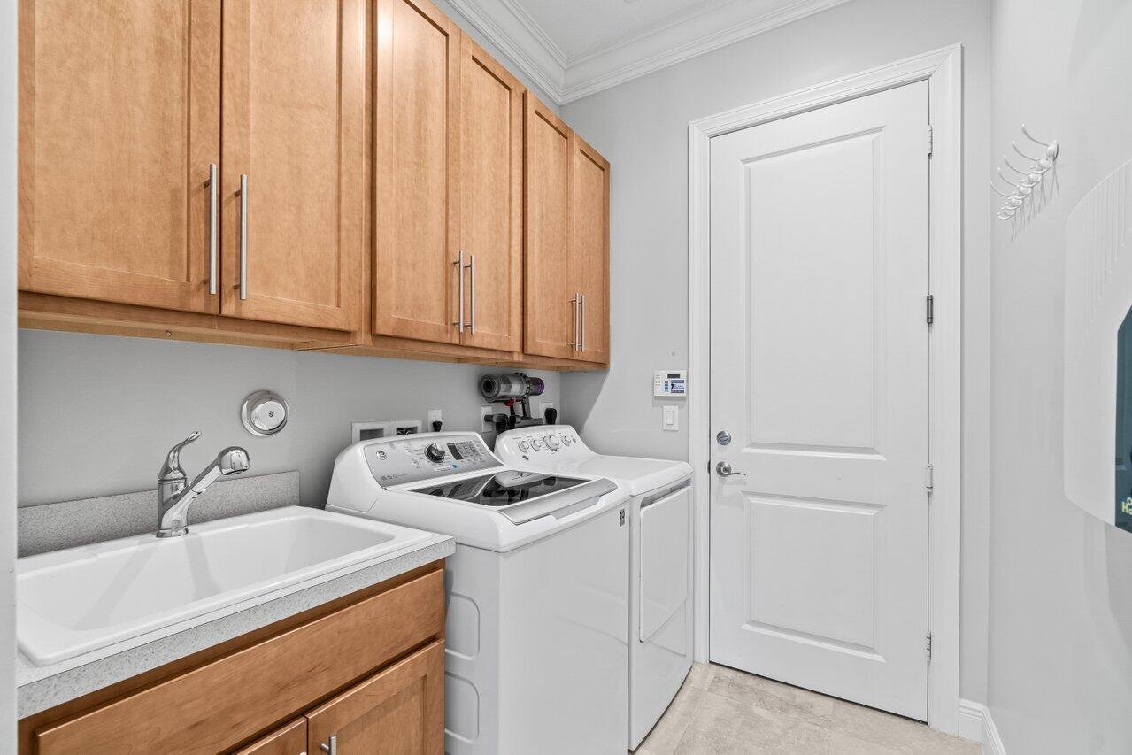 17375 Pavaroso Street