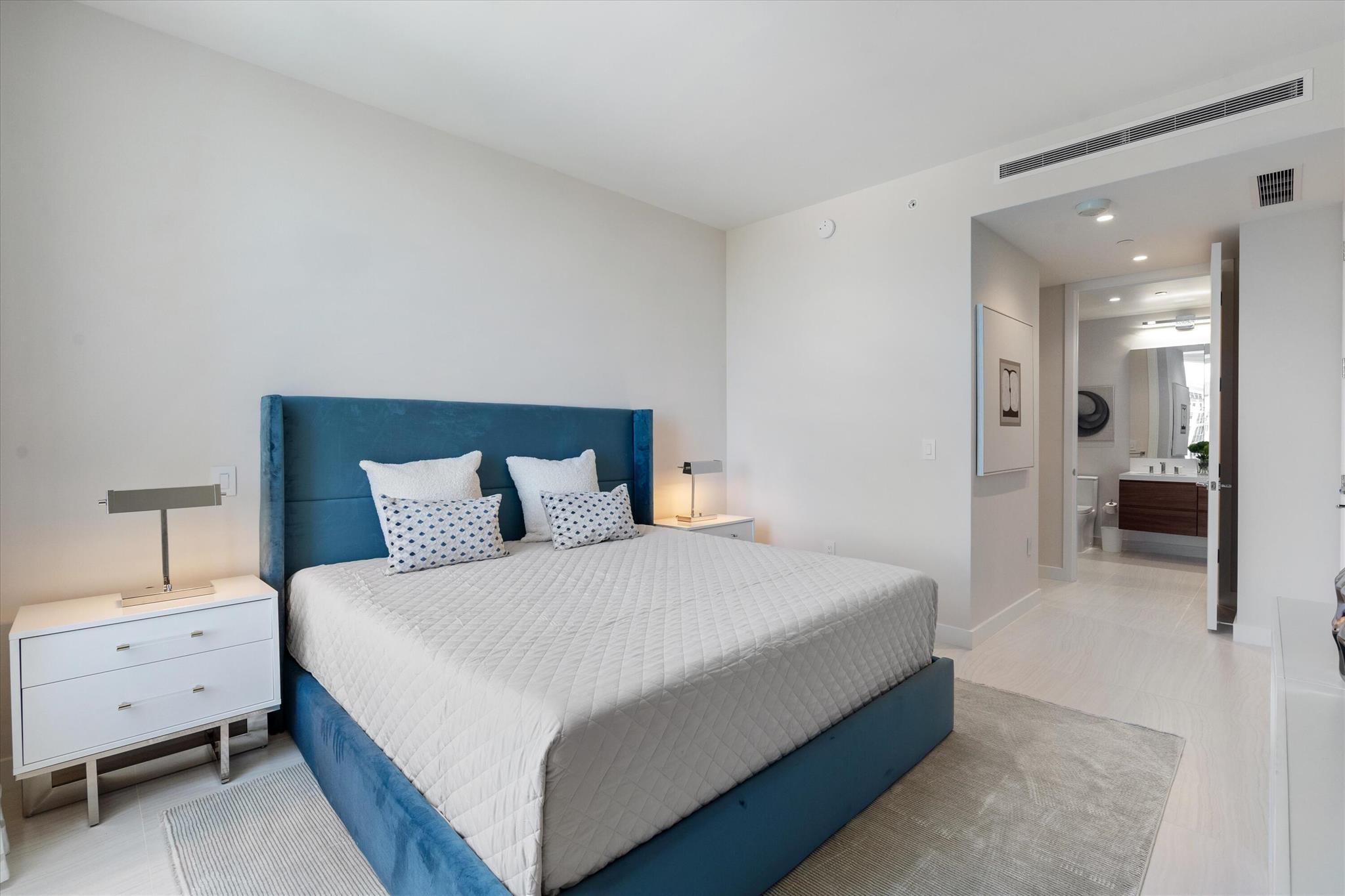 220 SE Mizner Boulevard 604