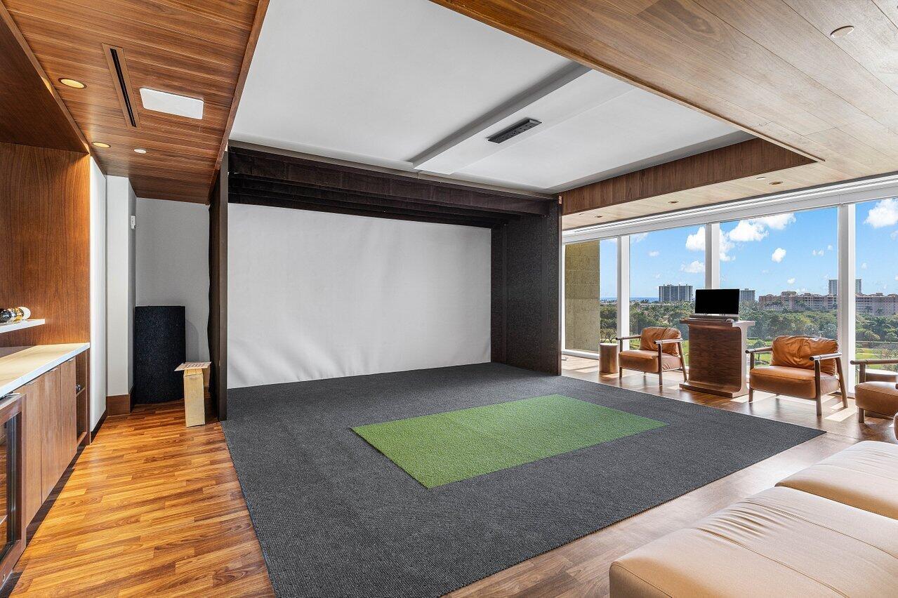 220 SE Mizner Boulevard 409