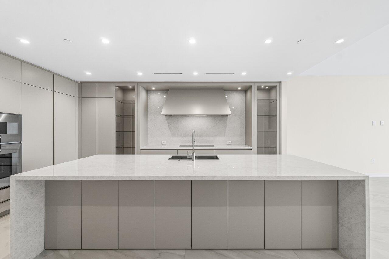 220 SE Mizner Boulevard 409