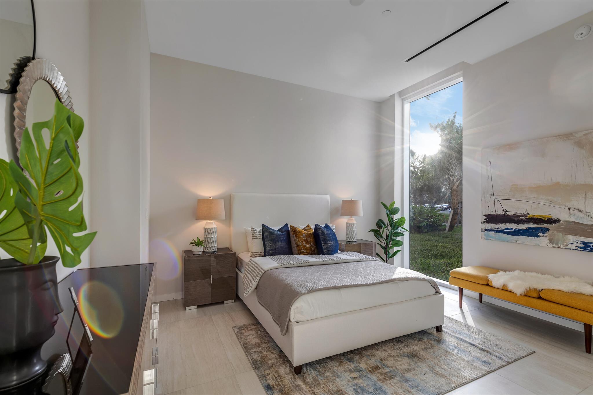 200 SE Mizner Boulevard 106