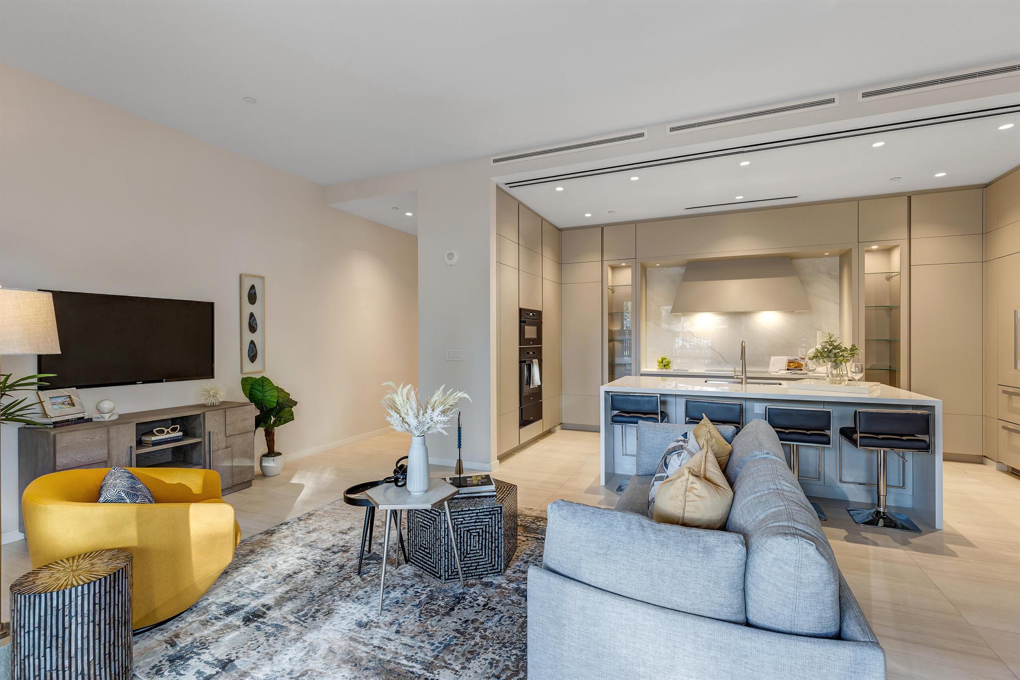 200 SE Mizner Boulevard 106