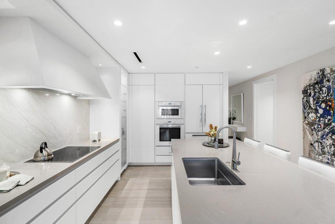 200 SE Mizner Boulevard 211