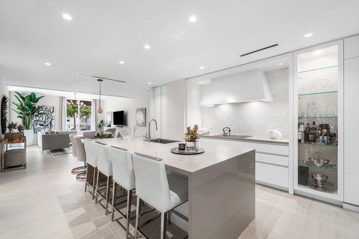 200 SE Mizner Boulevard 211