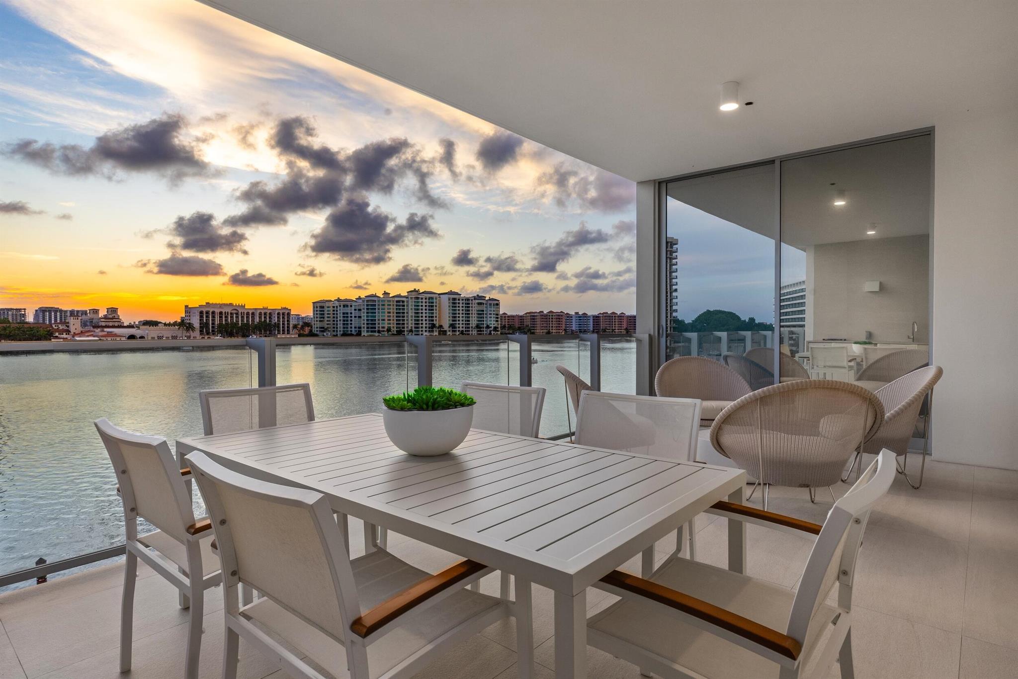 725 S Ocean Boulevard Ph-2