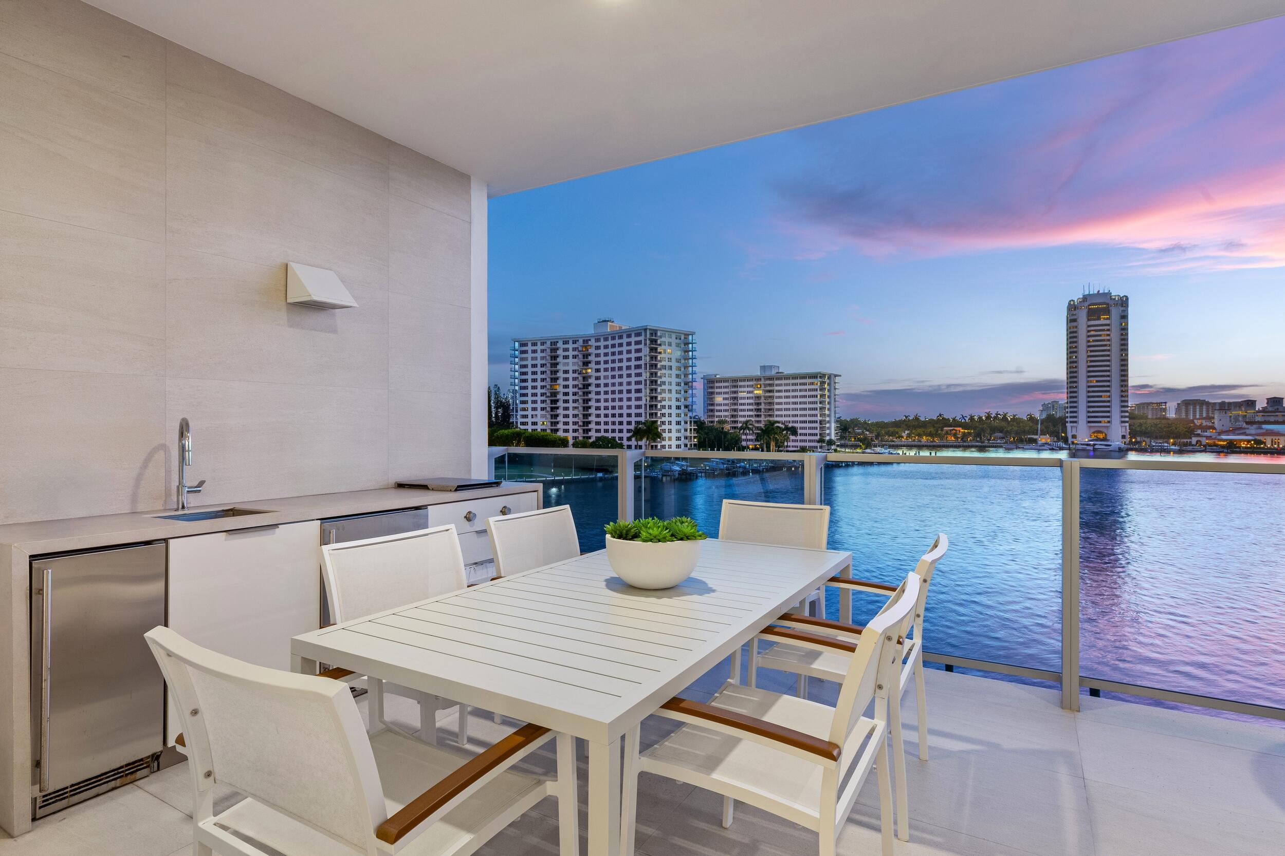 725 S Ocean Boulevard Ph-2