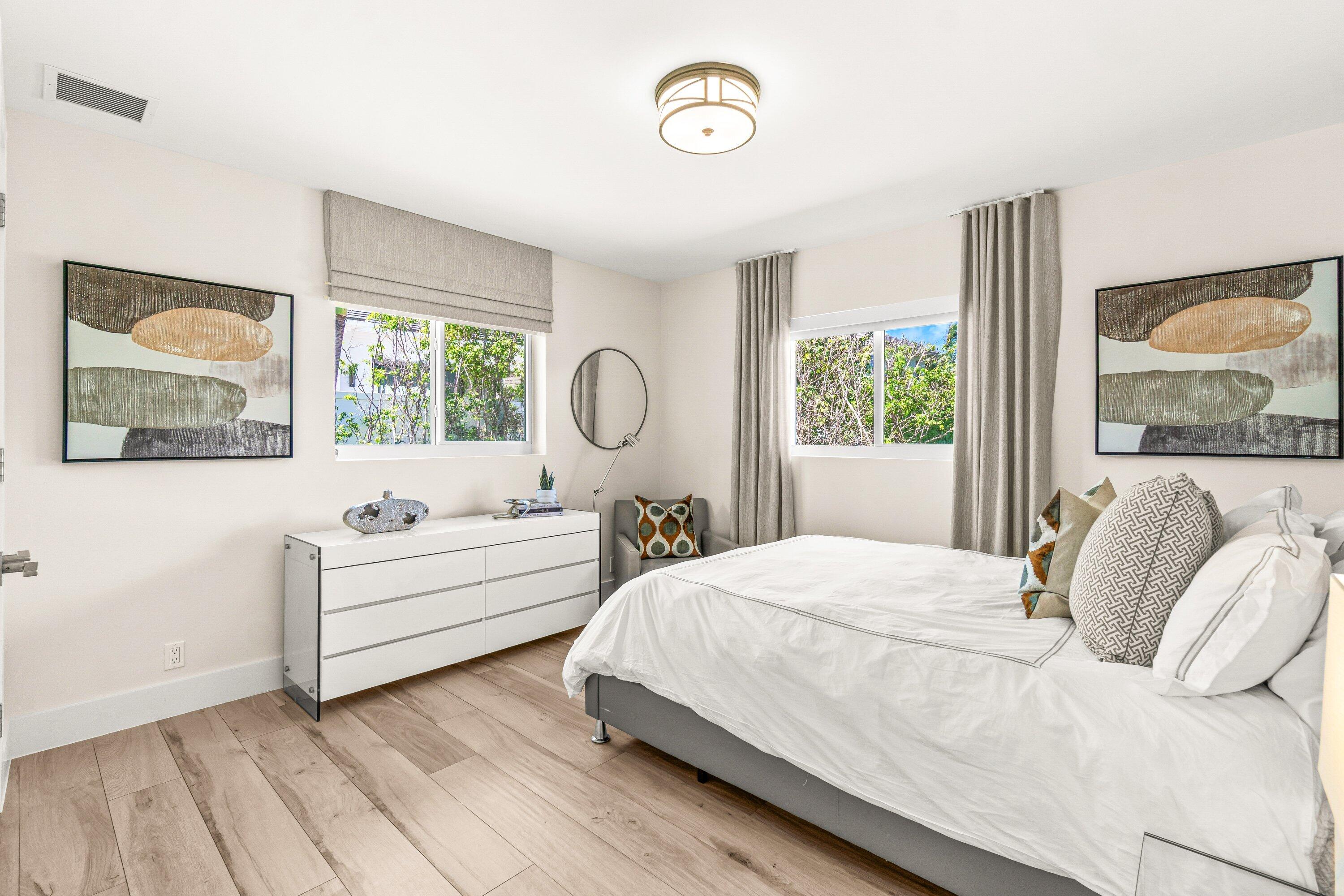 2367 Queen Palm Road