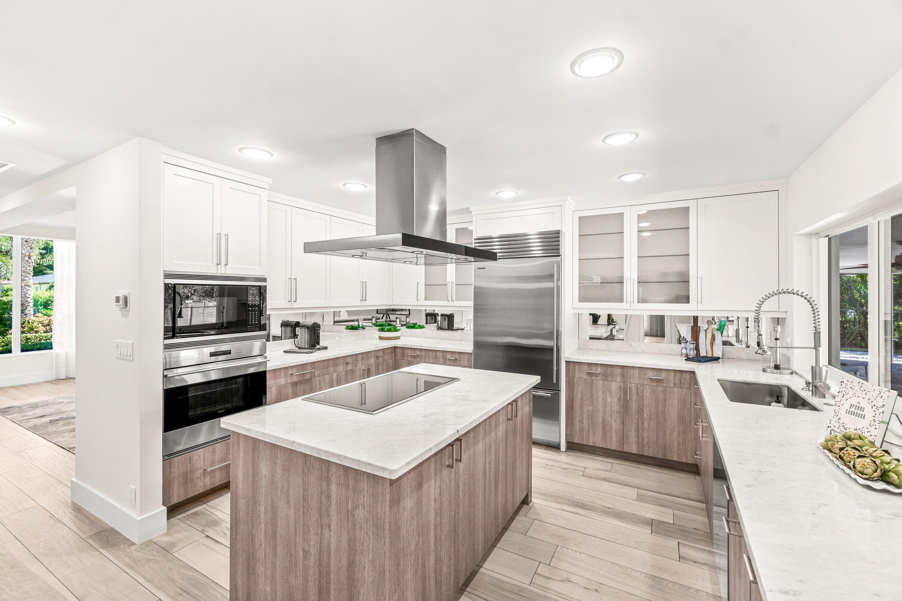 2367 Queen Palm Road