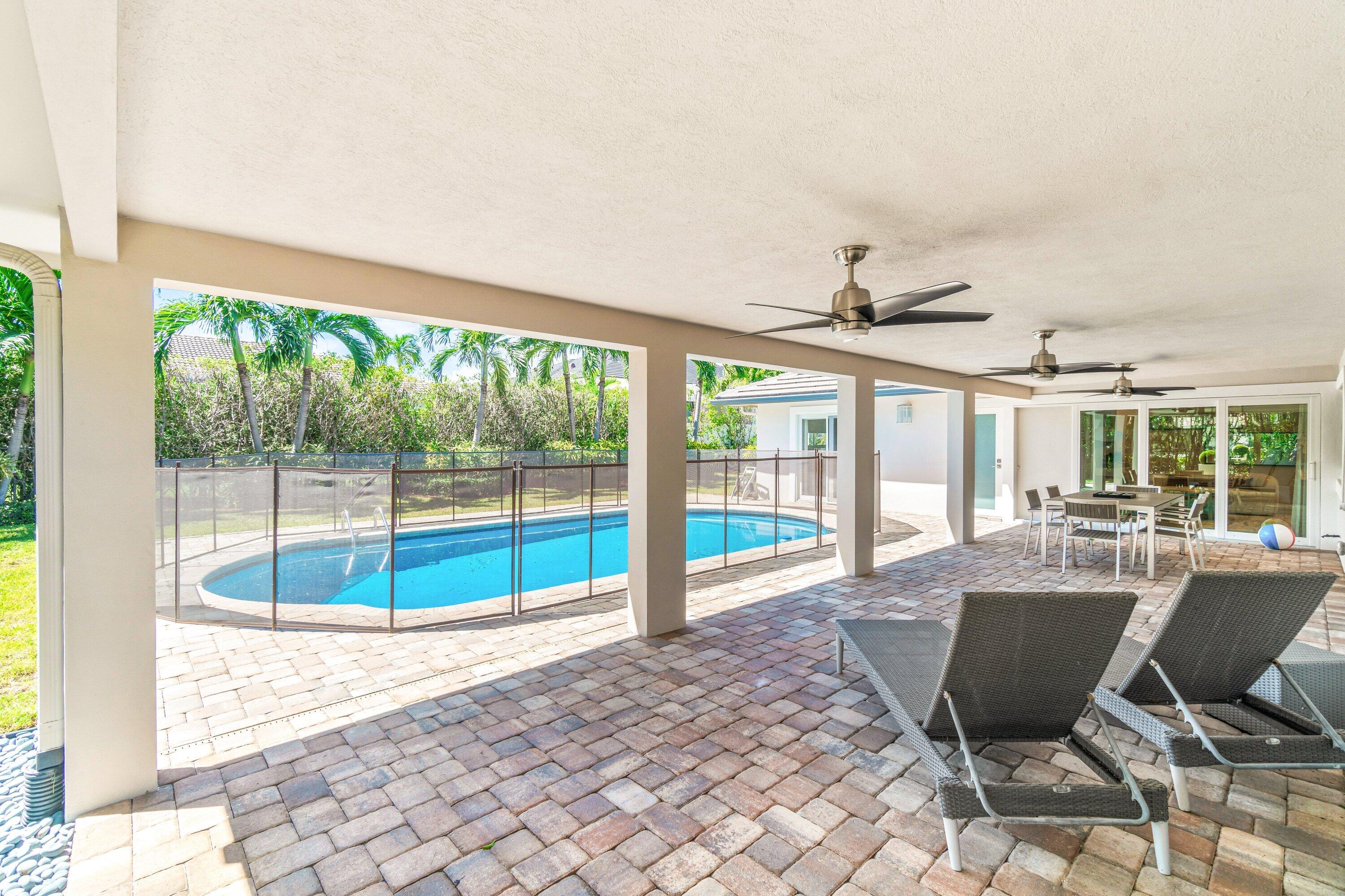 2367 Queen Palm Road