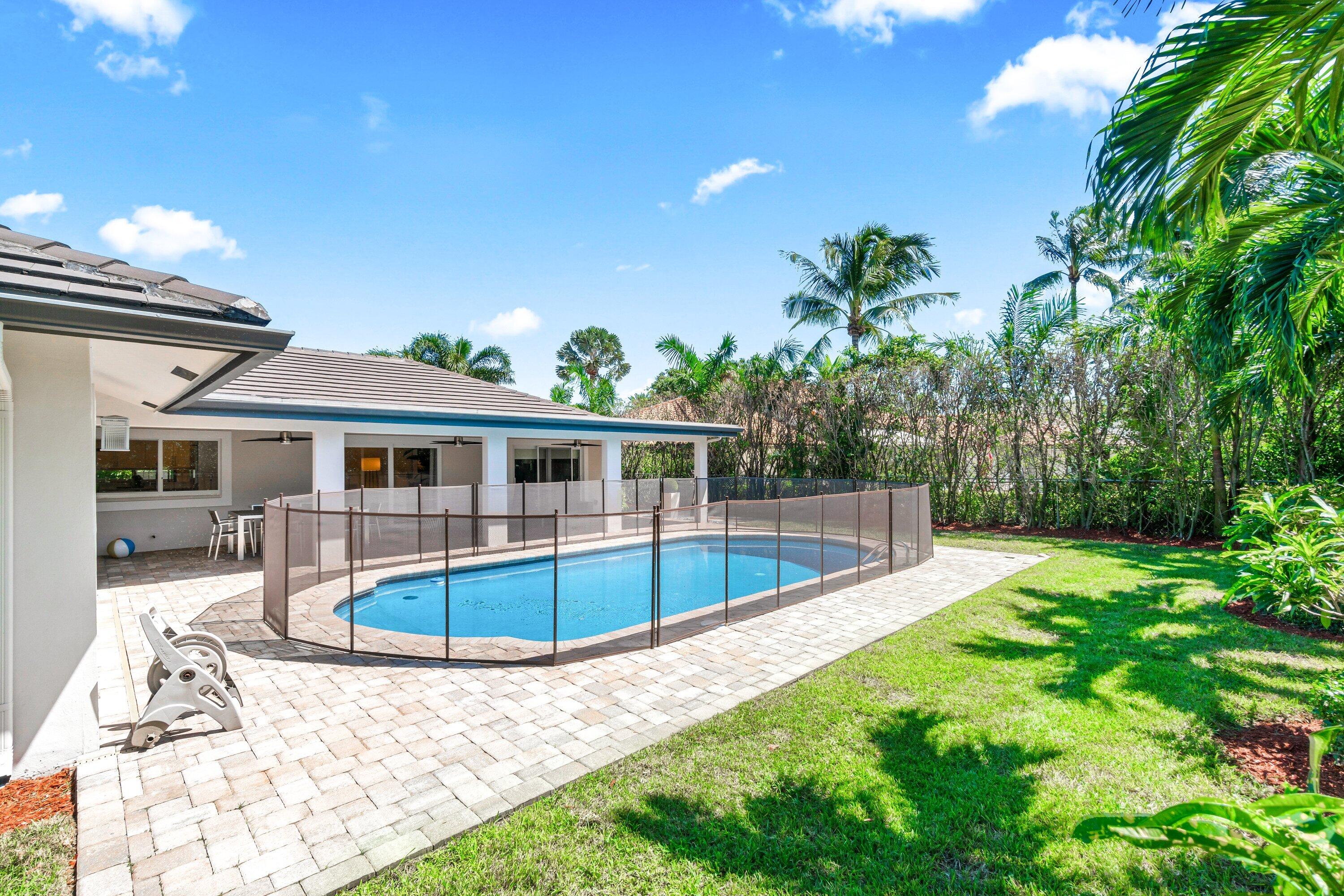 2367 Queen Palm Road