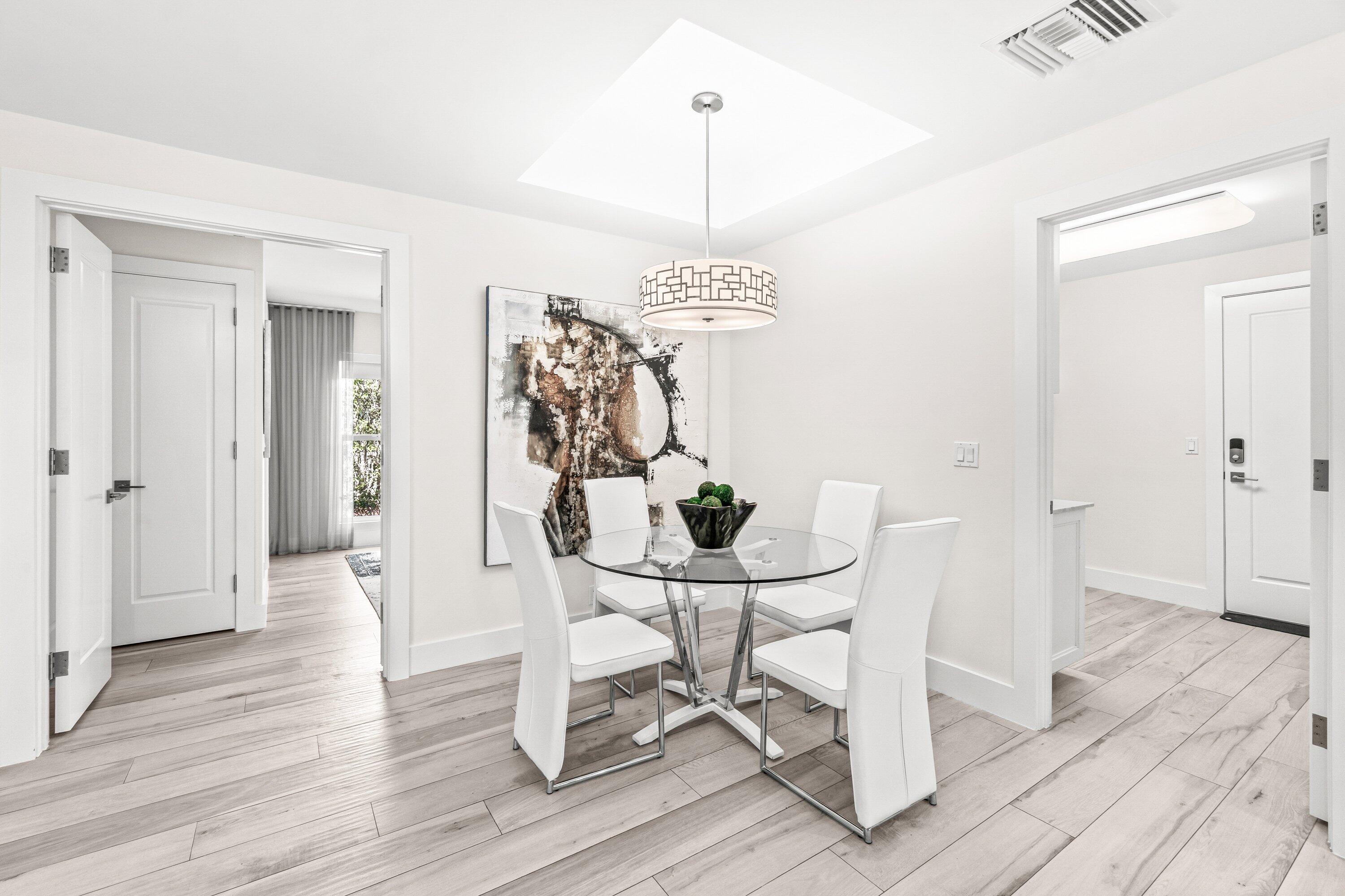 2367 Queen Palm Road