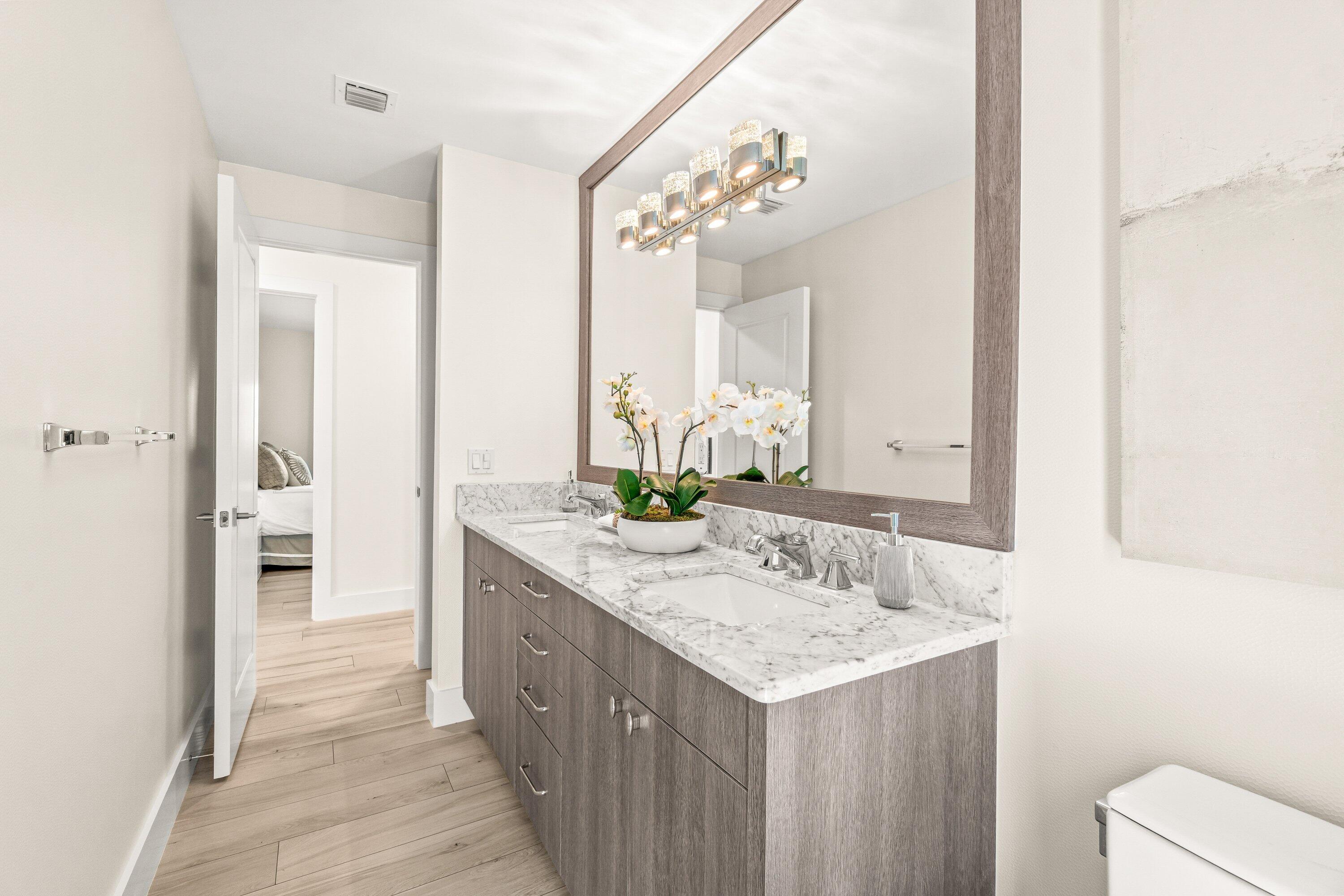 2367 Queen Palm Road