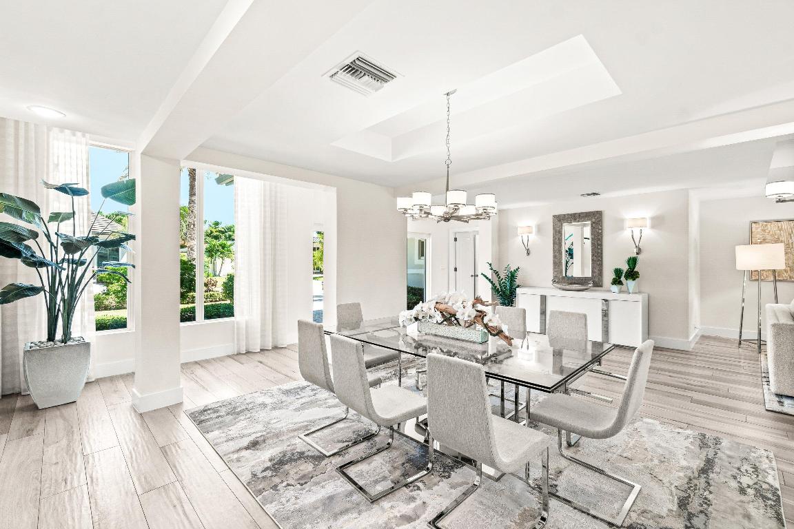 2367 Queen Palm Road