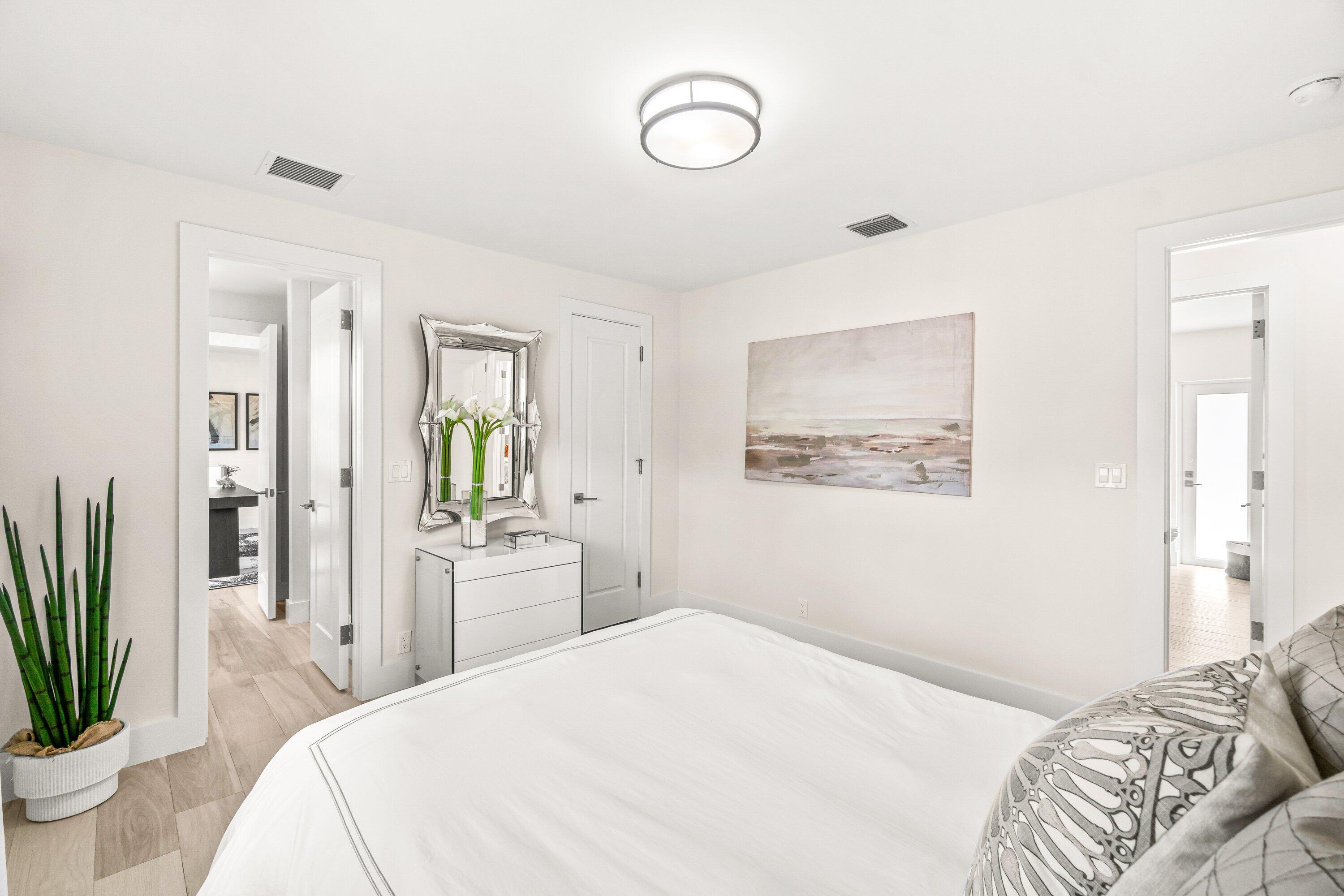 2367 Queen Palm Road