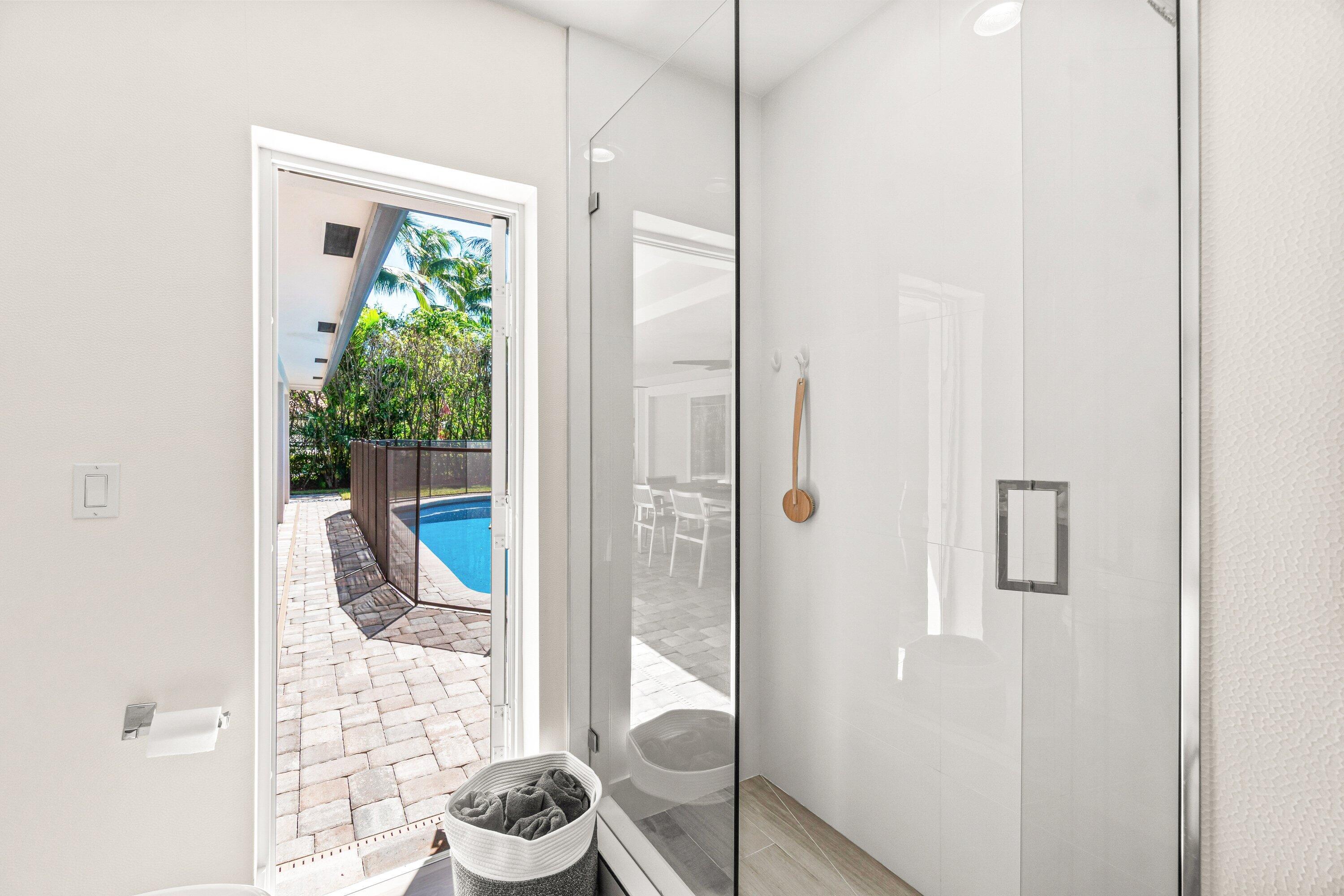 2367 Queen Palm Road