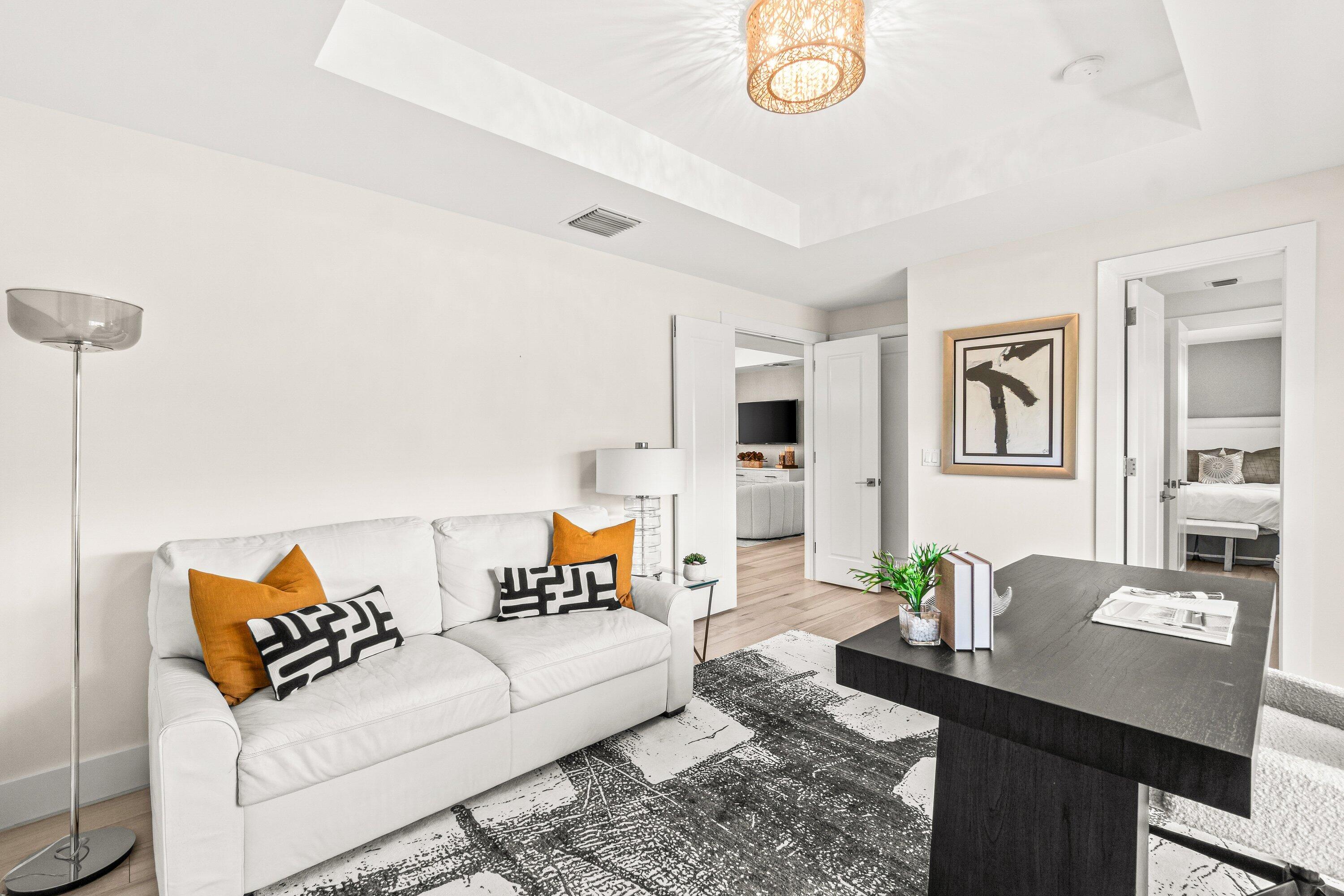 2367 Queen Palm Road