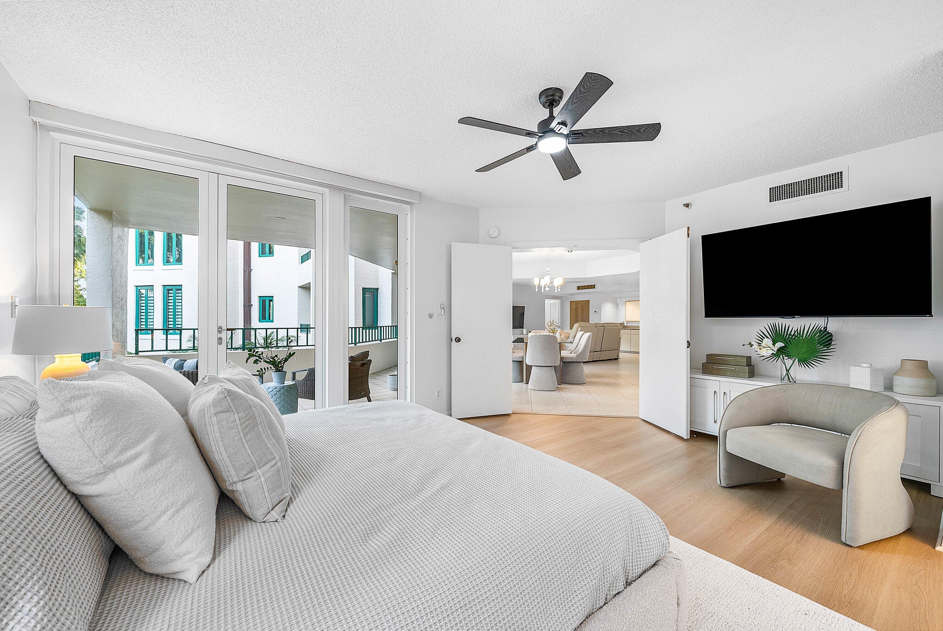 100 SE 5th Avenue 210