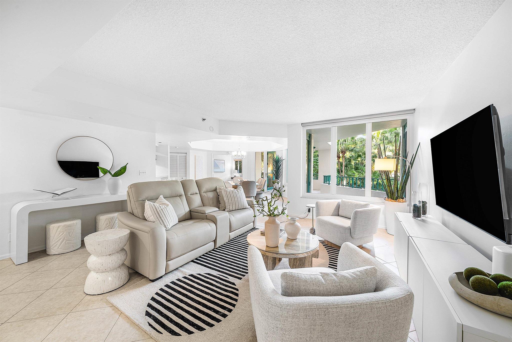 100 SE 5th Avenue 210