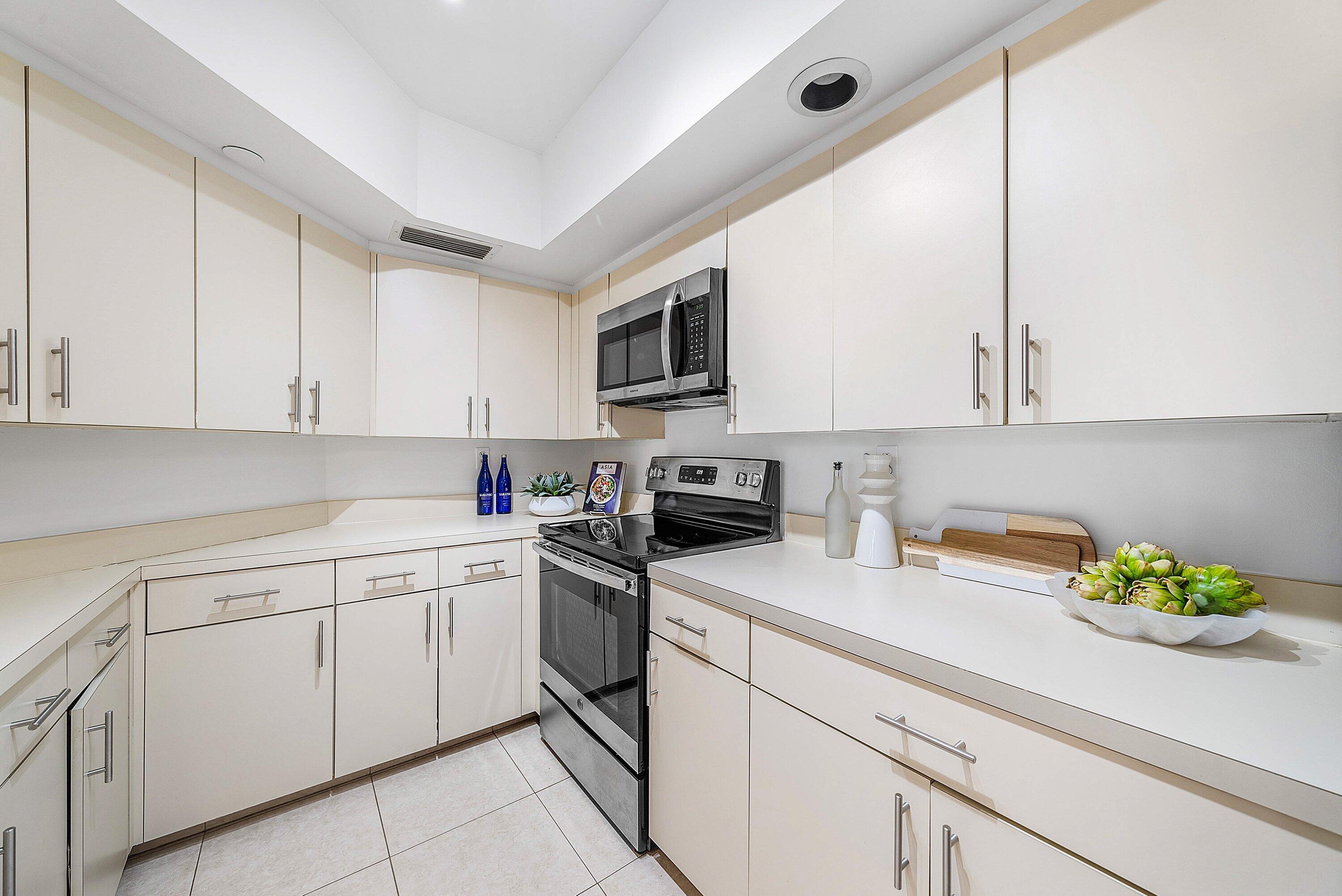 100 SE 5th Avenue 210