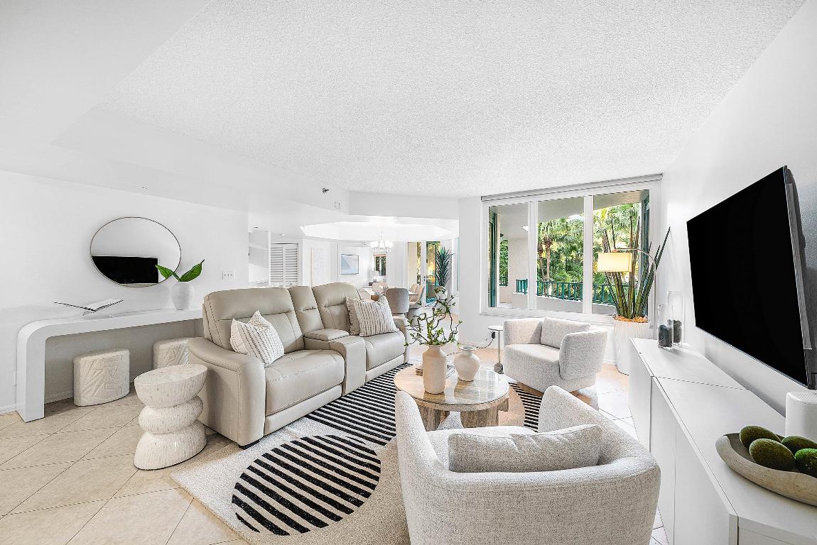 100 SE 5th Avenue 210