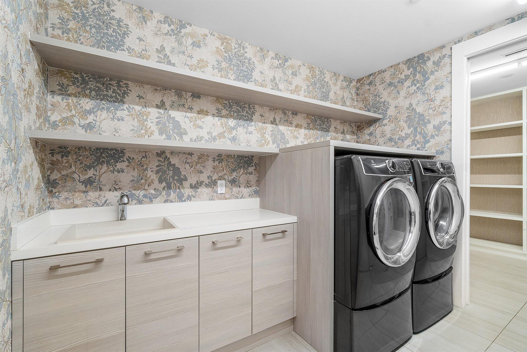 200 SE Mizner Boulevard 209