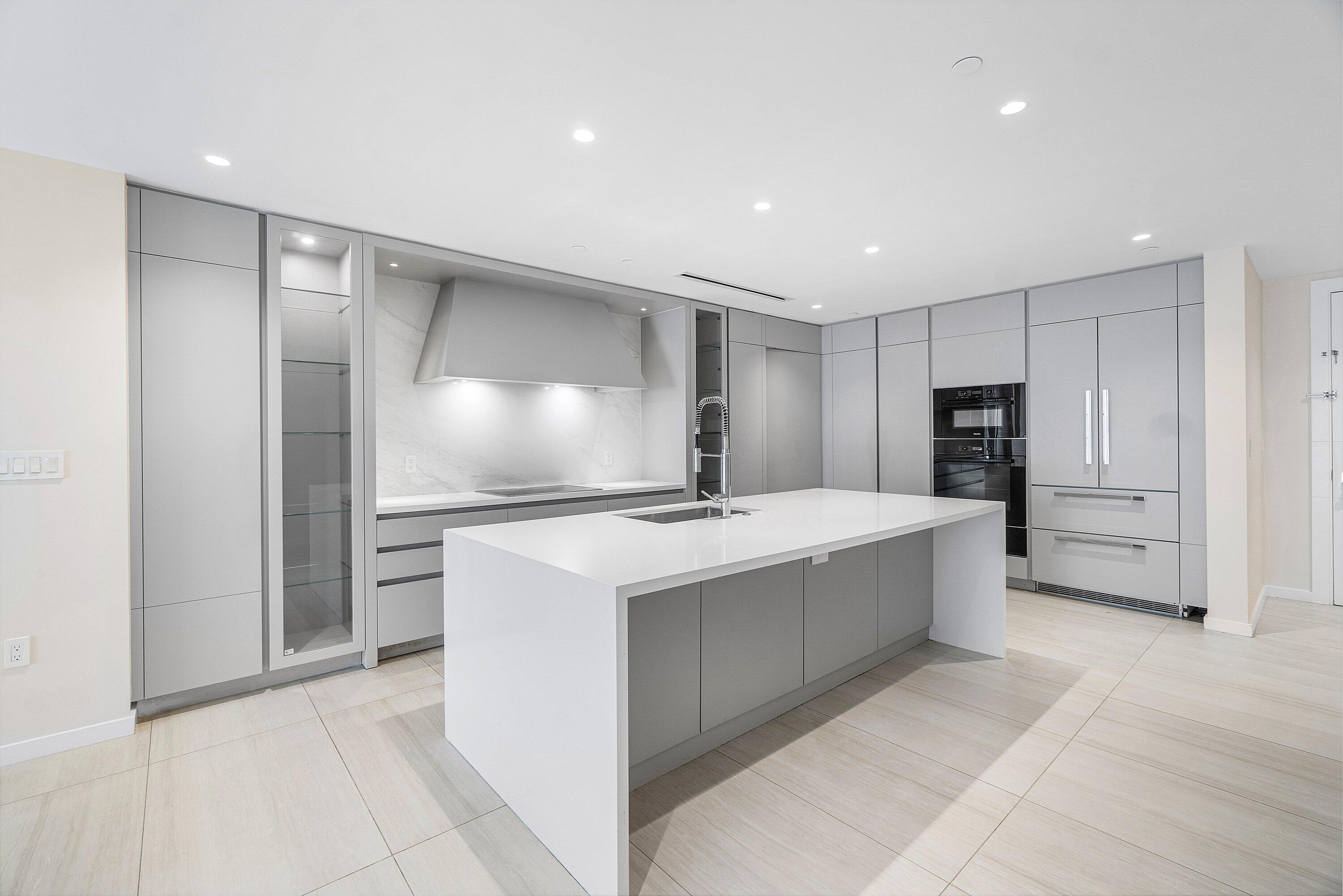 200 SE Mizner Boulevard 209