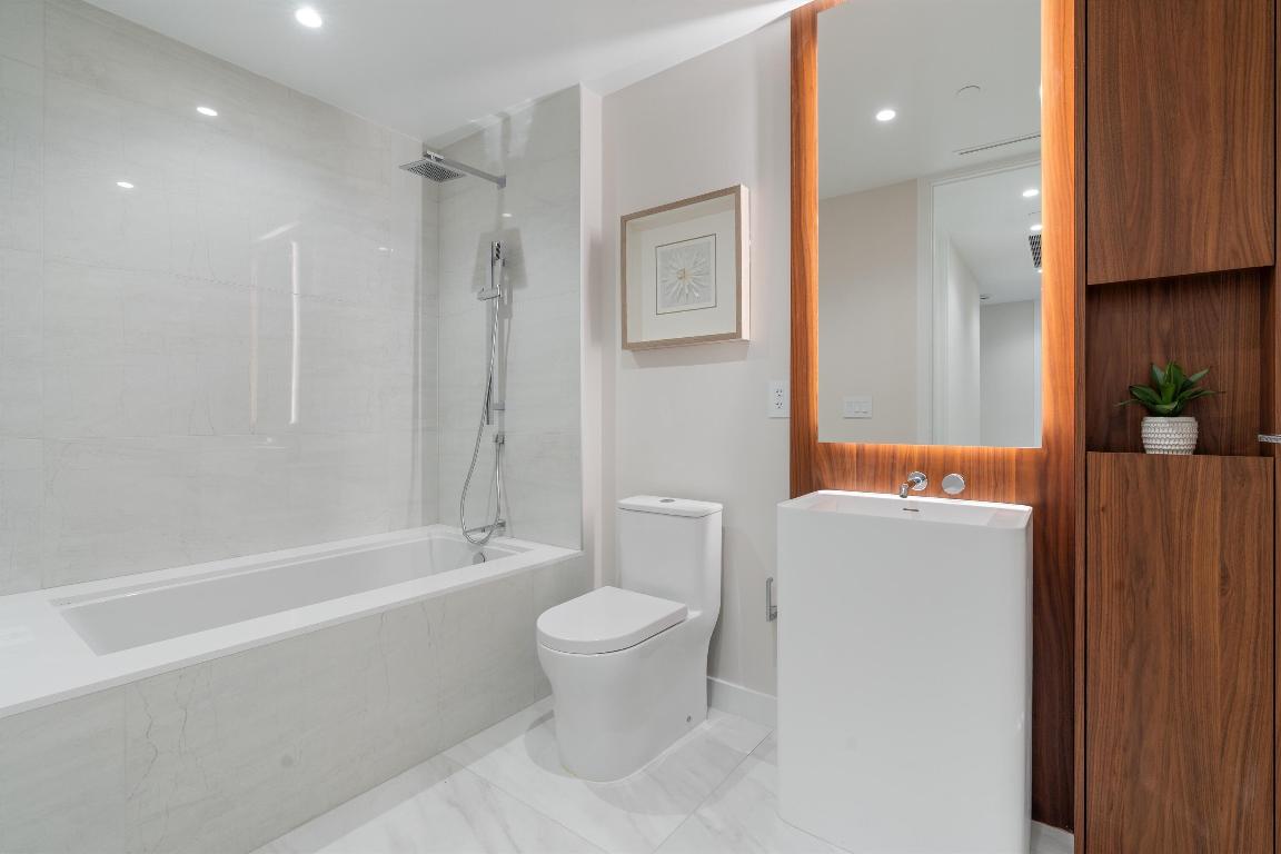 220 SE Mizner Boulevard 409