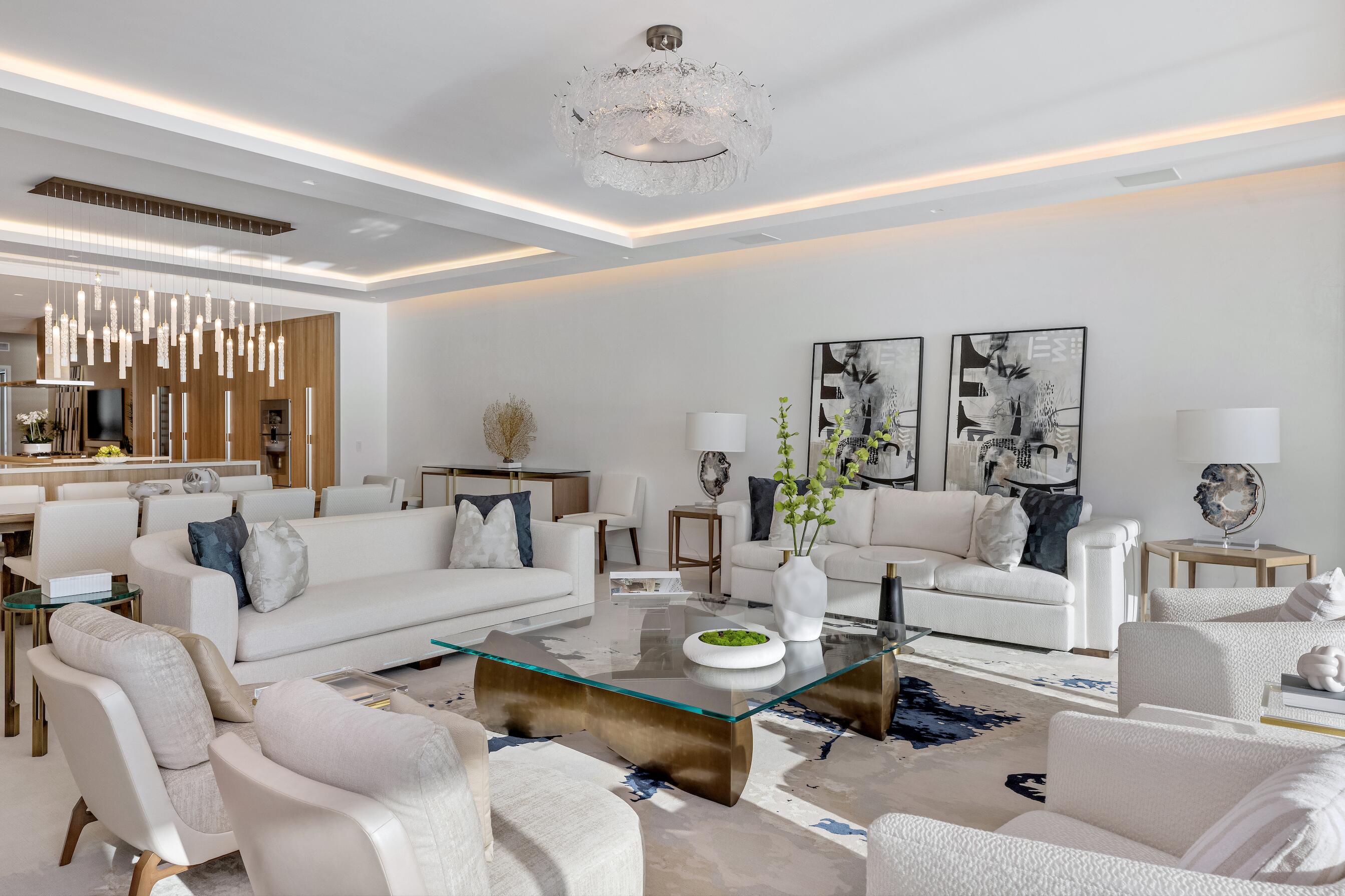 725 S Ocean Boulevard 402