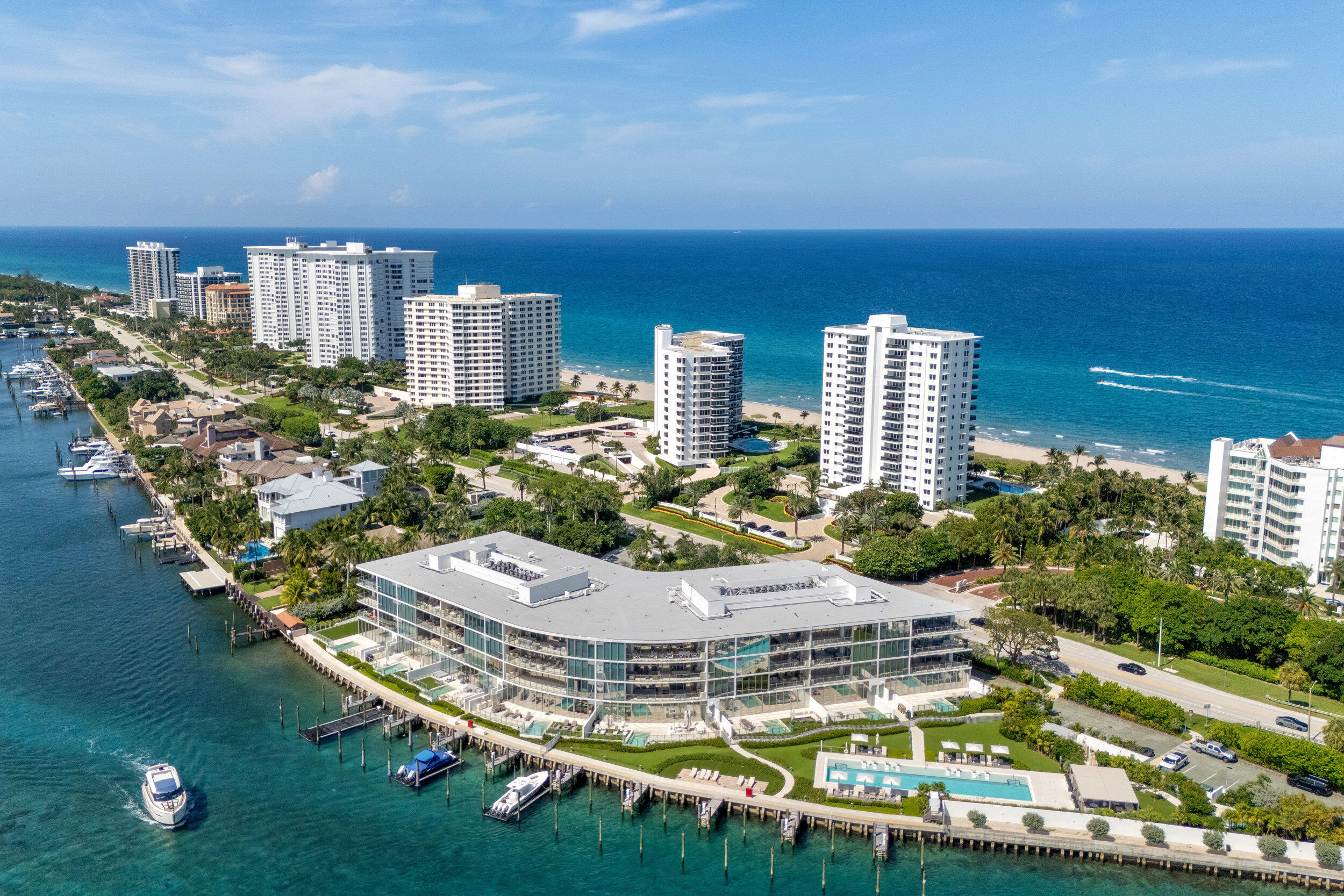 725 S Ocean Boulevard 402