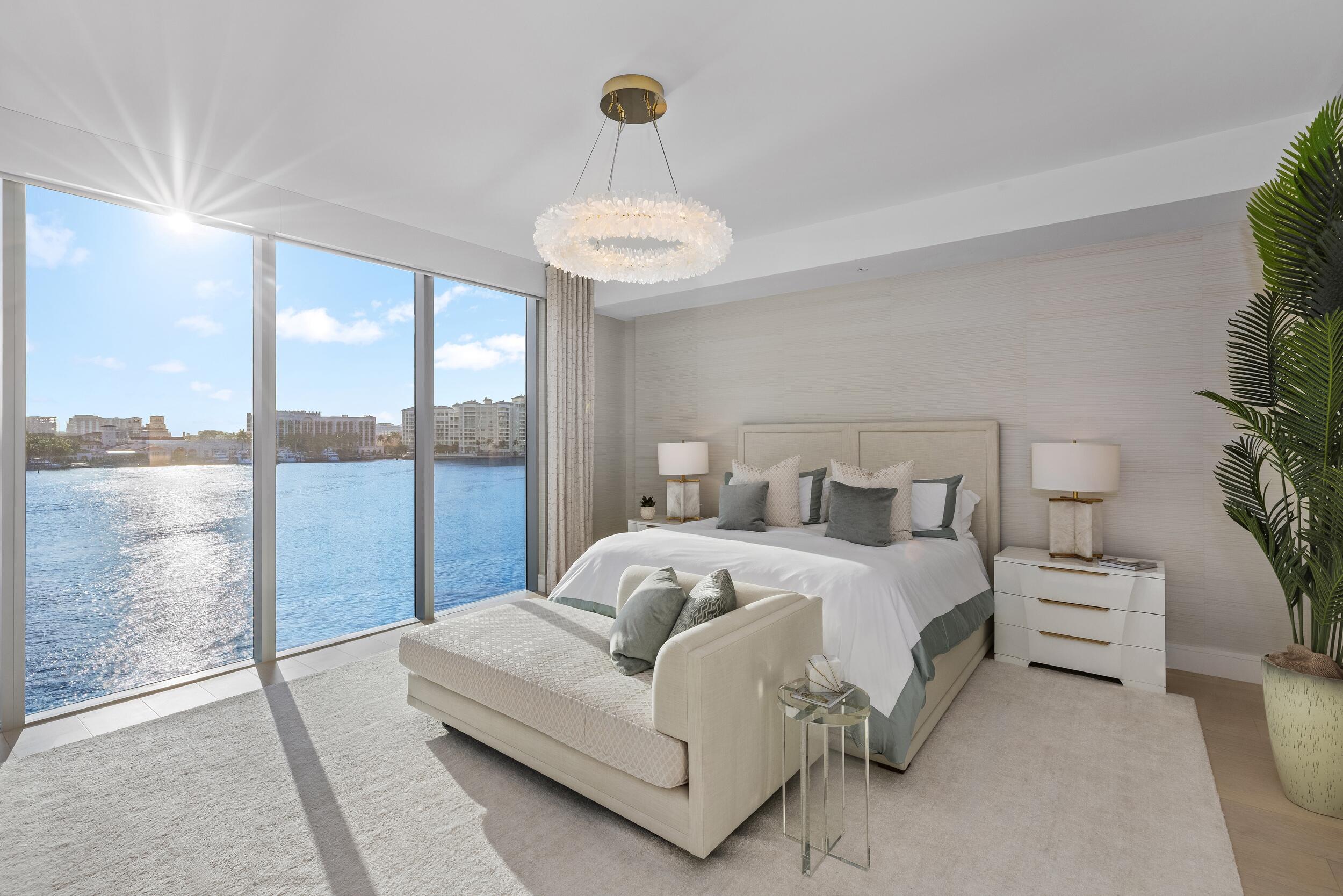725 S Ocean Boulevard 402