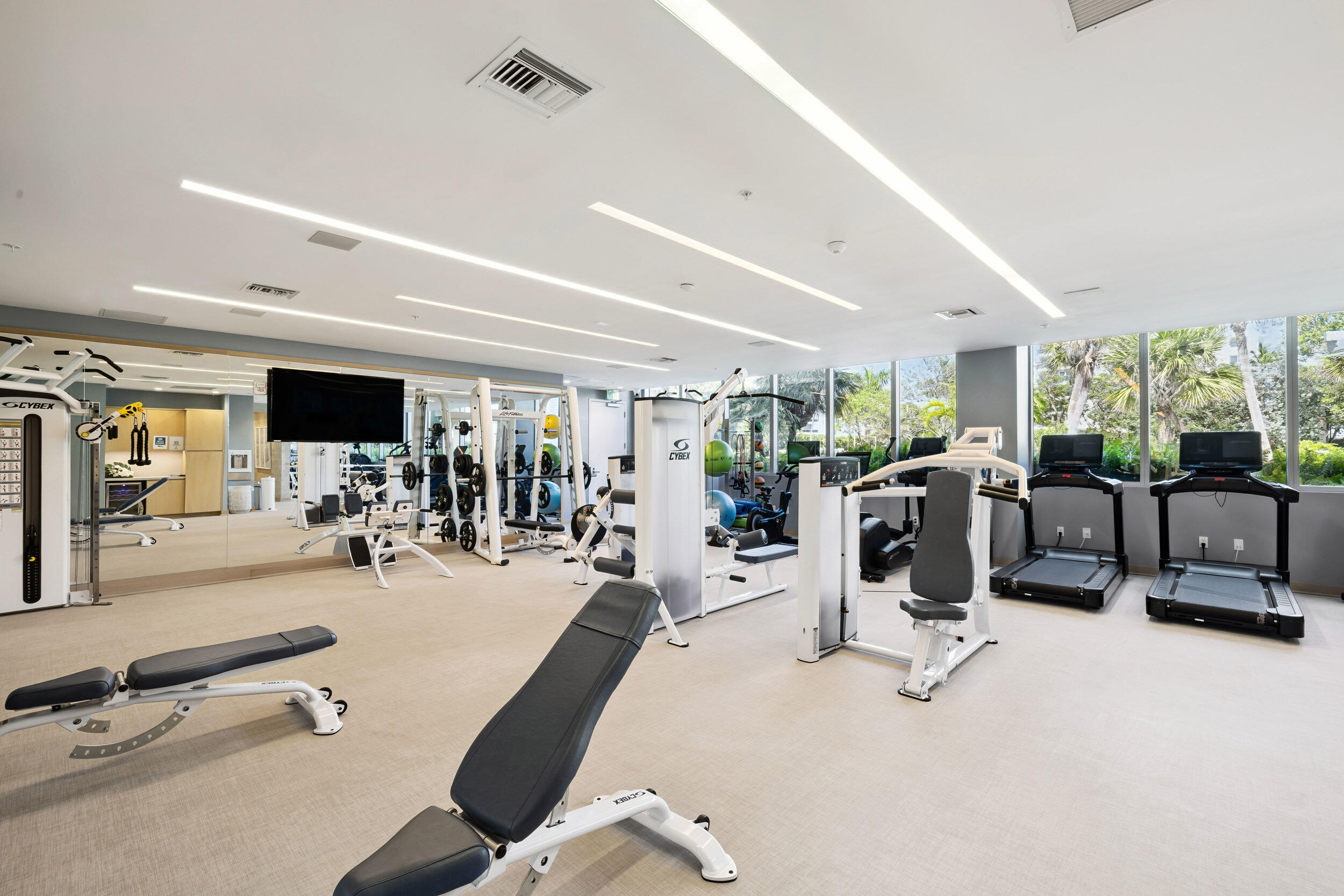 725 S Ocean Boulevard 402