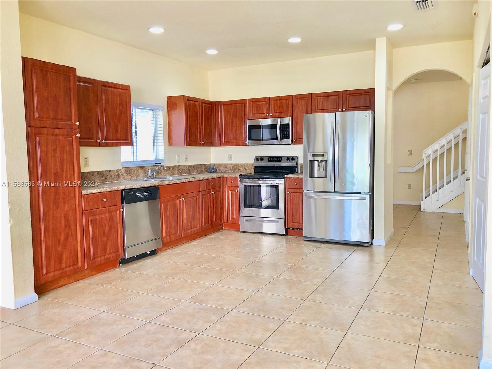 3069 NW 30th Pl # 3069