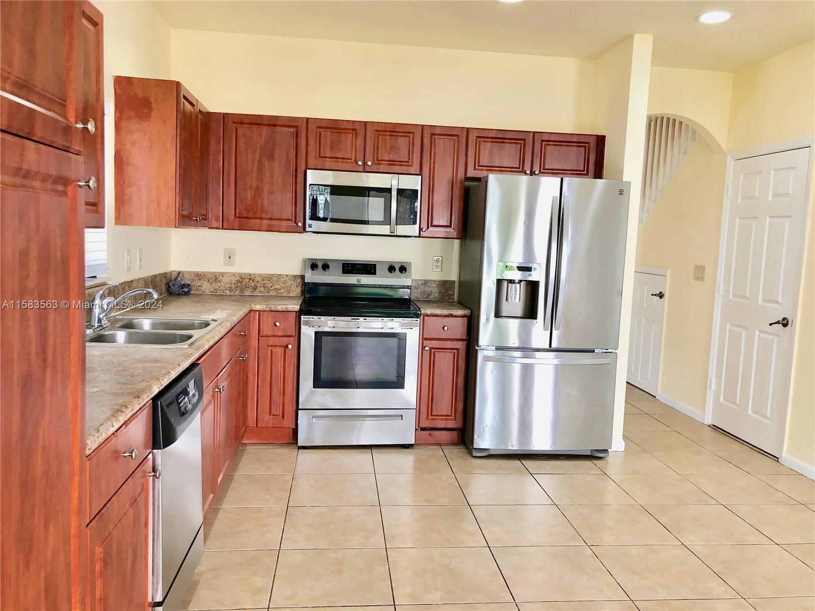 3069 NW 30th Pl # 3069