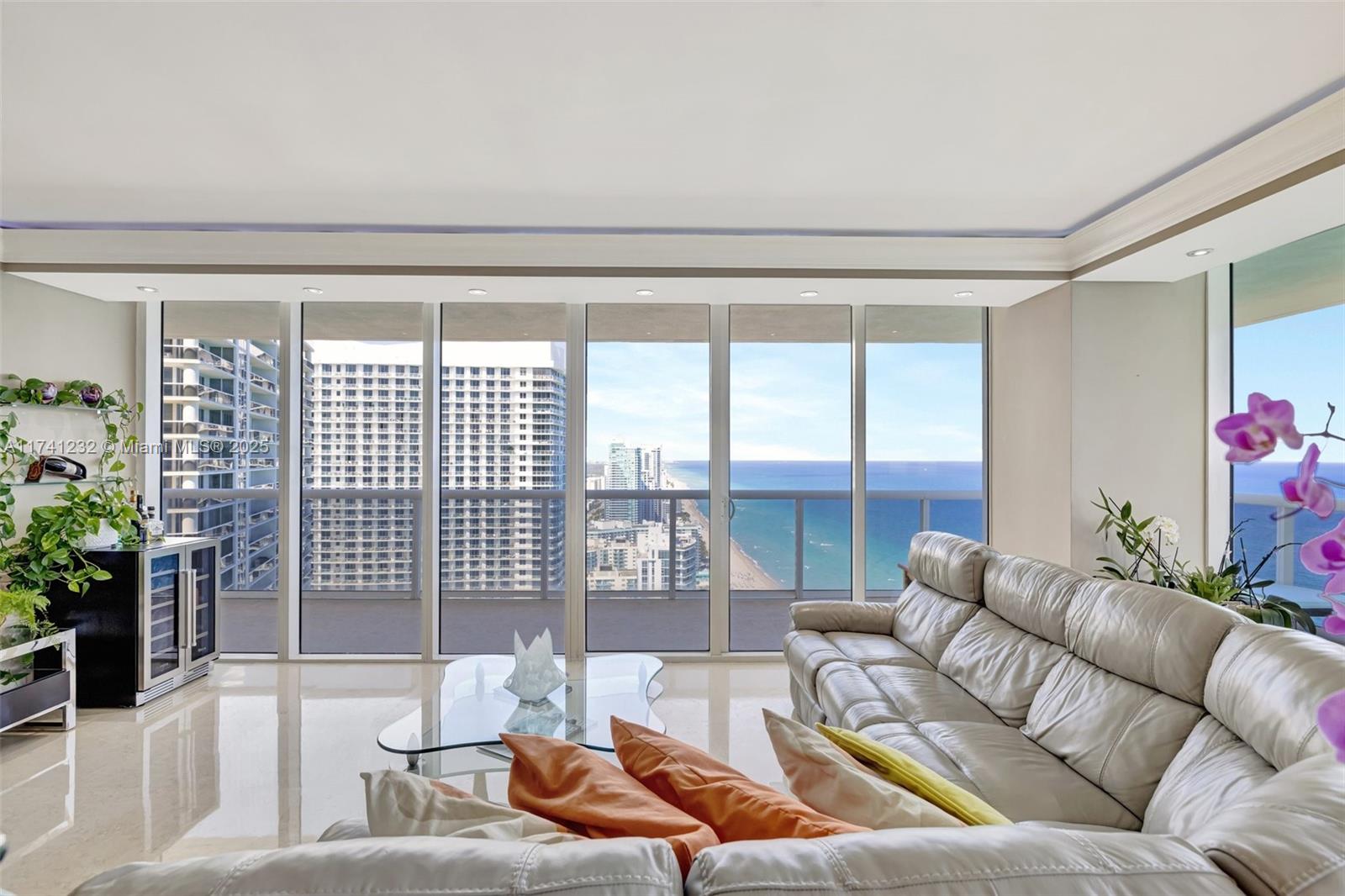 1830 S Ocean Dr # 3901