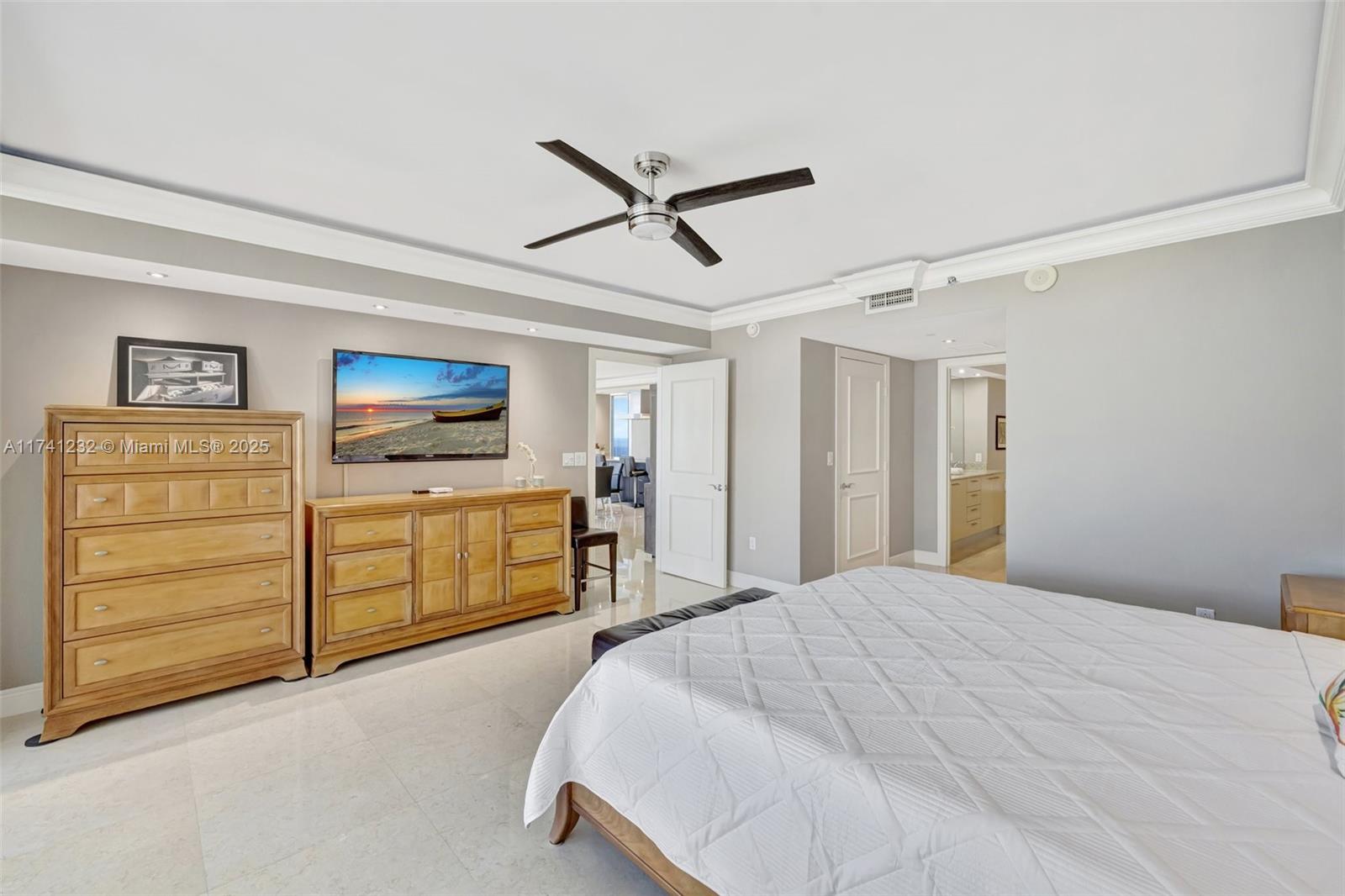 1830 S Ocean Dr # 3901