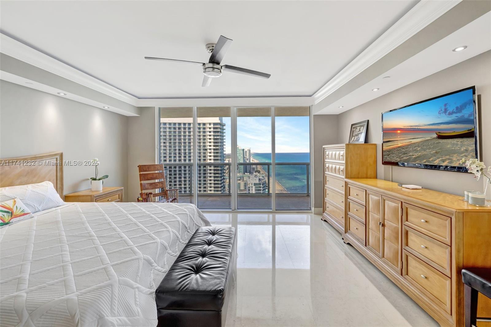 1830 S Ocean Dr # 3901