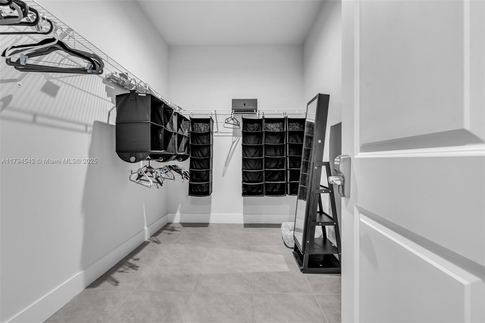 4445 NW 82nd Ave