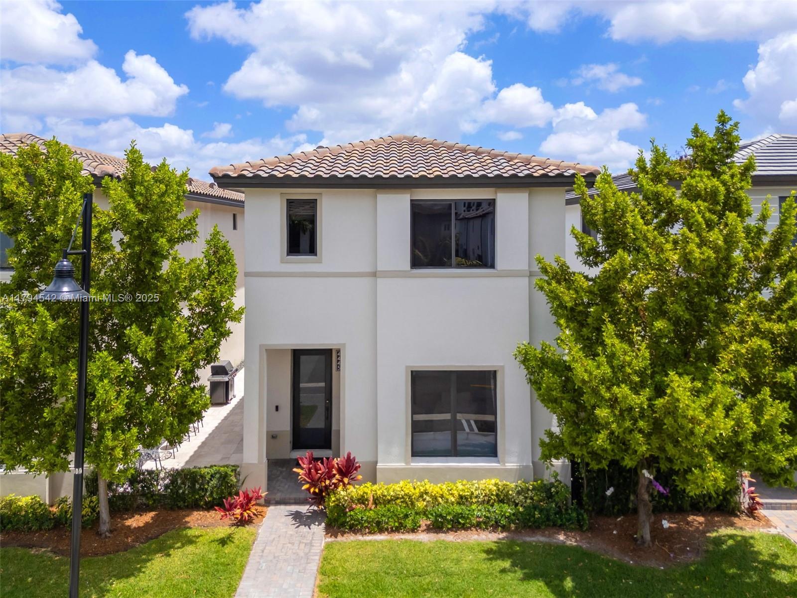 4445 NW 82nd Ave