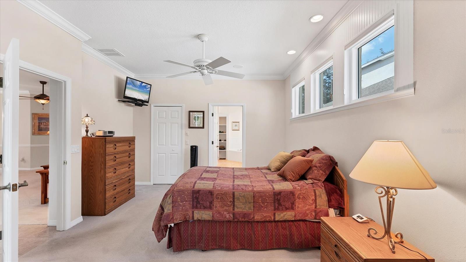 13527 GLOSSY IBIS PL