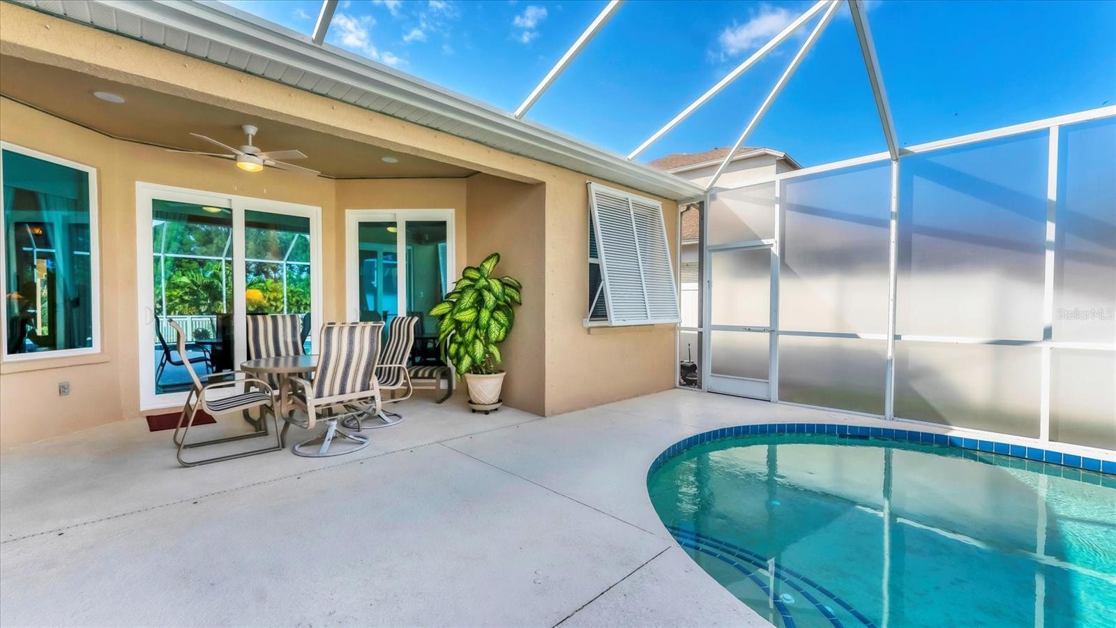 13527 GLOSSY IBIS PL