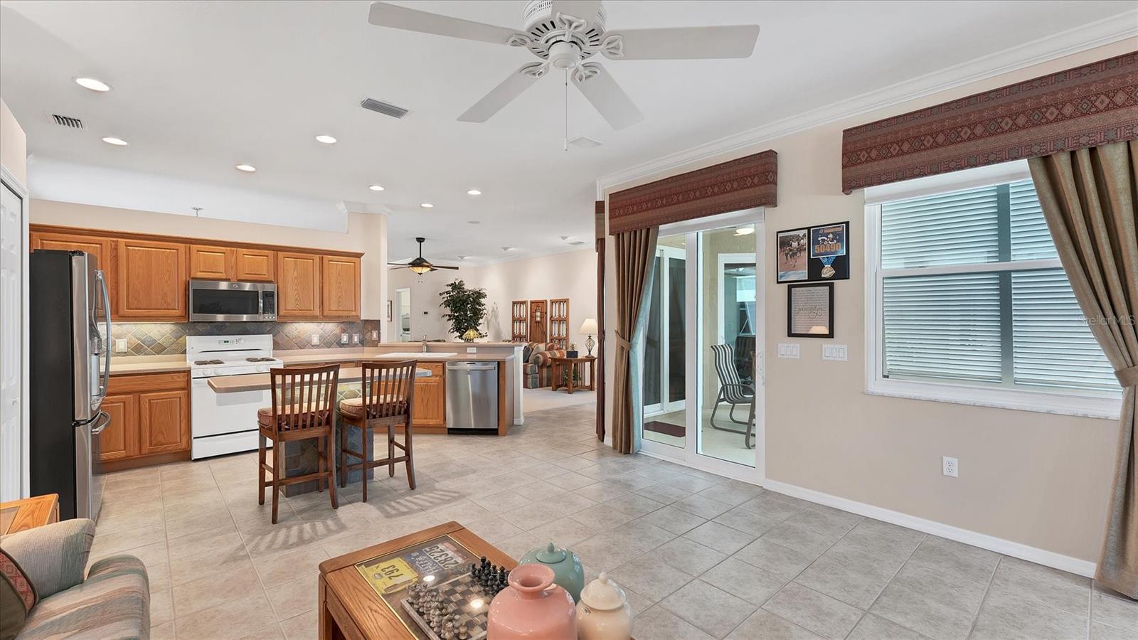 13527 GLOSSY IBIS PL