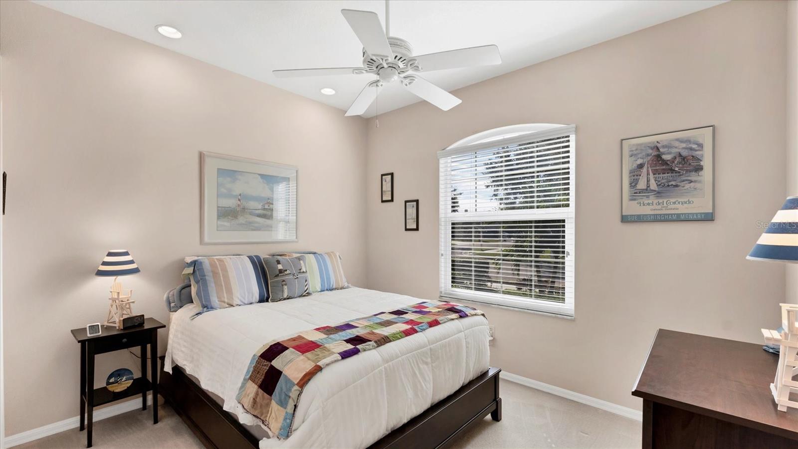 13527 GLOSSY IBIS PL