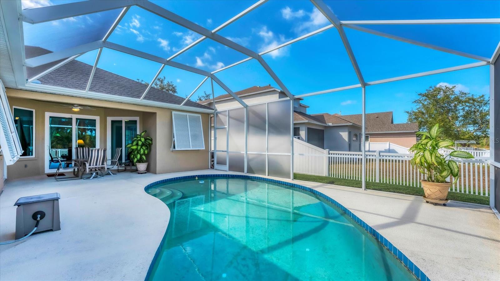 13527 GLOSSY IBIS PL